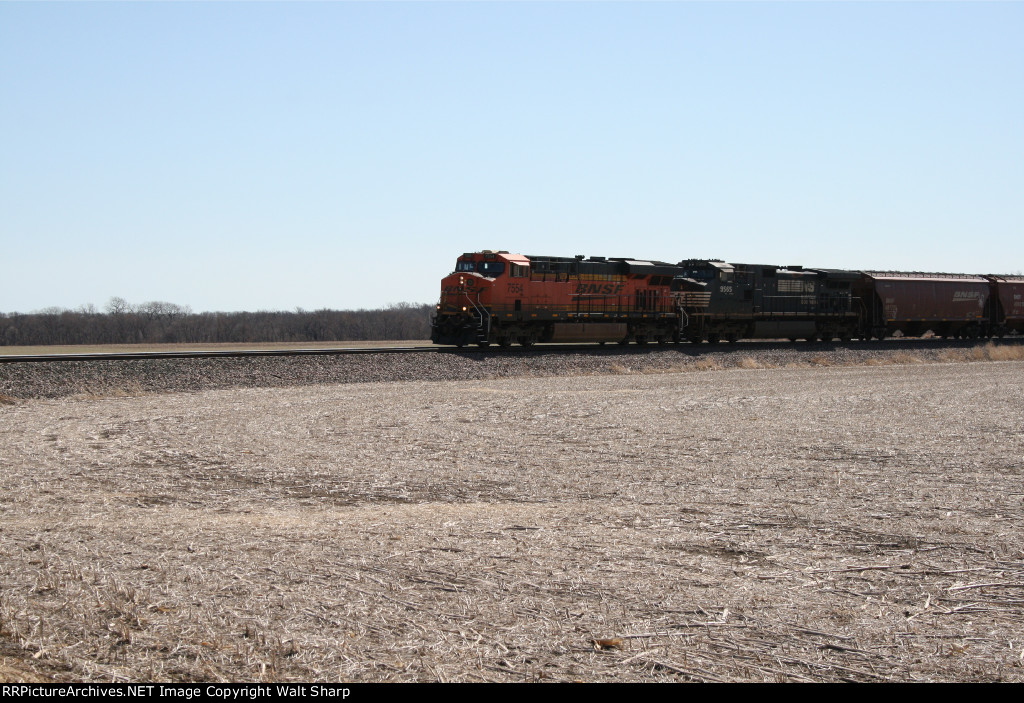 BNSF 7554